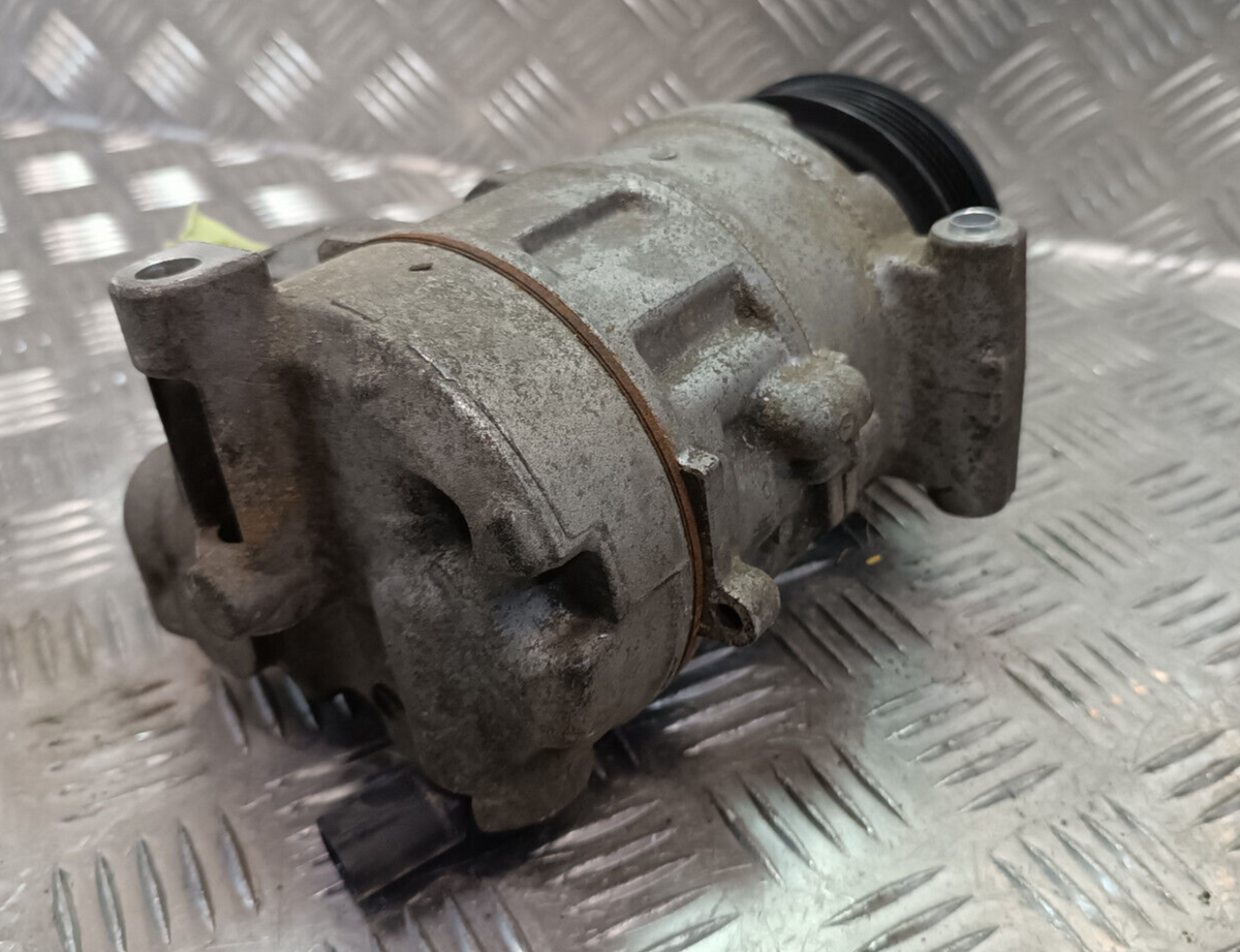 VW T5 2.0 TDI CAA Klimakompressor 04S SB4-046942 ORIGINAL gebraucht - Transporter – Produktansicht 3