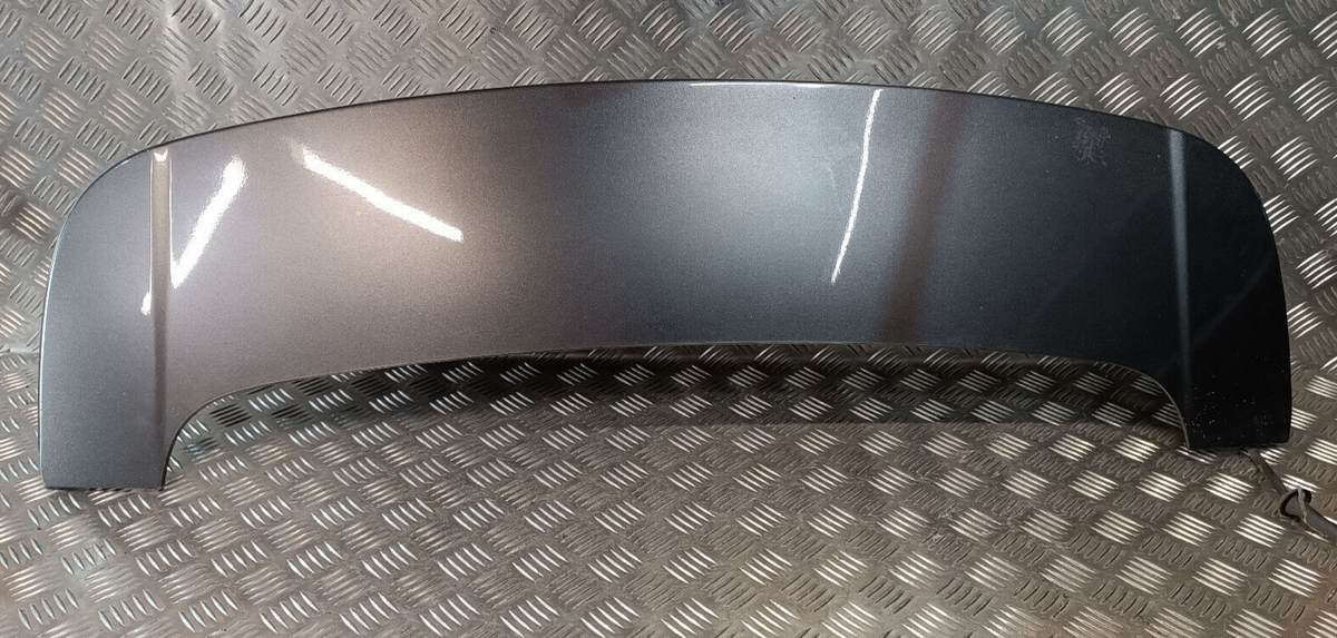 Jeep Grand WK2 Heckspoiler Heckklappe Spoiler 1VN50TRMA ORIGINAL gebraucht - Cherokee – Produktansicht 1