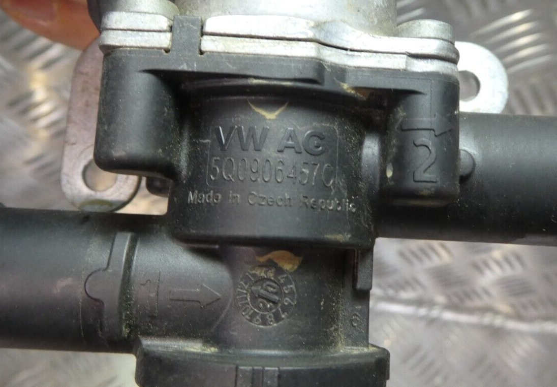 VW ID3 ID.3 Magnetventil Steuerventil Kühlmittel Heizungsregelventil ORIGINAL gebraucht - Volkswagen – Produktansicht 3
