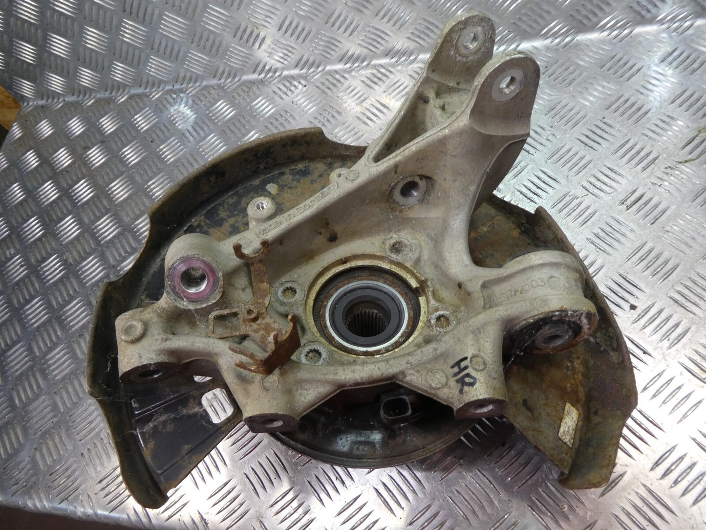 Porsche Cayenne 92A hinten rechts 7P0609404D 7P0505436A ORIGINAL gebraucht - Achsschenkel – Produktansicht 2