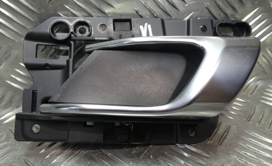 Porsche Macan 95B Türgriff Vorne Innen Links ORIGINAL gebraucht - 95B837019 – Produktansicht 1