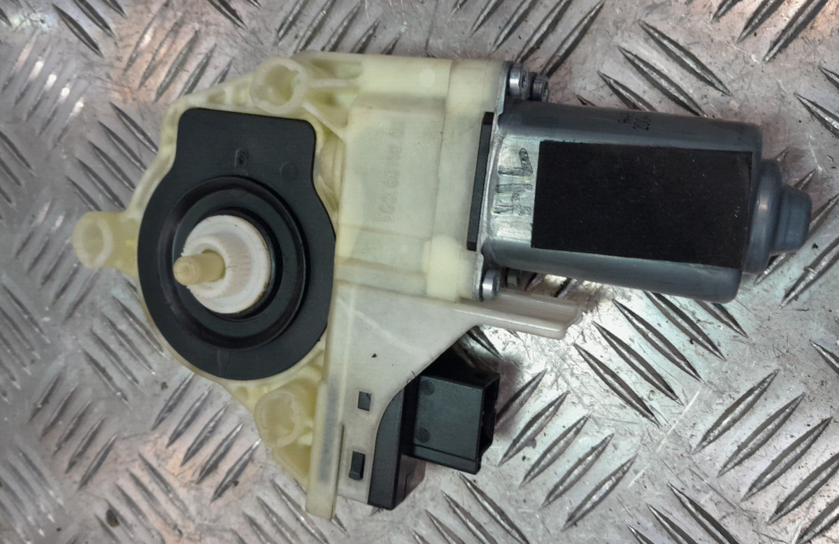 Porsche Panamera 970 Fensterhebermotor Hinten Links ORIGINAL gebraucht - 0536011002 – Produktansicht 2