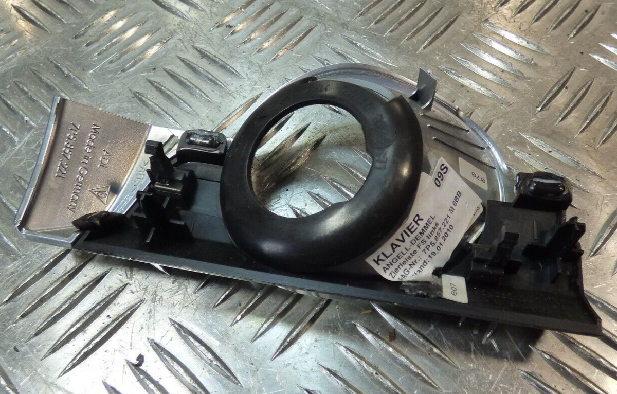 Porsche Cayenne S 92A Dekor Klavierlack Armaturenbrett 09S 7P5857221M ORIGINAL gebraucht - Zierleiste – Produktansicht 2