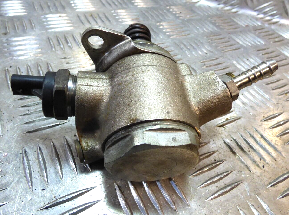 Porsche Cayenne 92A 3.0 Hybrid KRAFTSTOFFPUMPE ORIGINAL gebraucht - HOCHDRUCK – Produktansicht 2