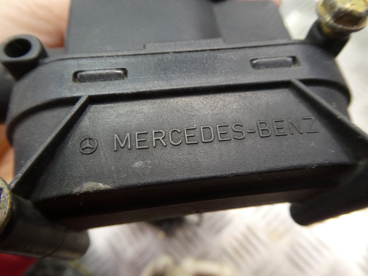 W126 C126 Vakuum Stell Unterdruck Element Zentralverriegelung ZV Tür ORIGINAL gebraucht - - Mercedes – Produktansicht 4