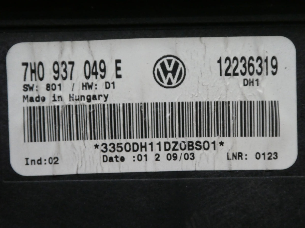 VW T5 MULTIVAN 2003-2016 Komfort modul Komfortsteuergerät 7H0937049E ORIGINAL gebraucht - Transporter – Produktansicht 2