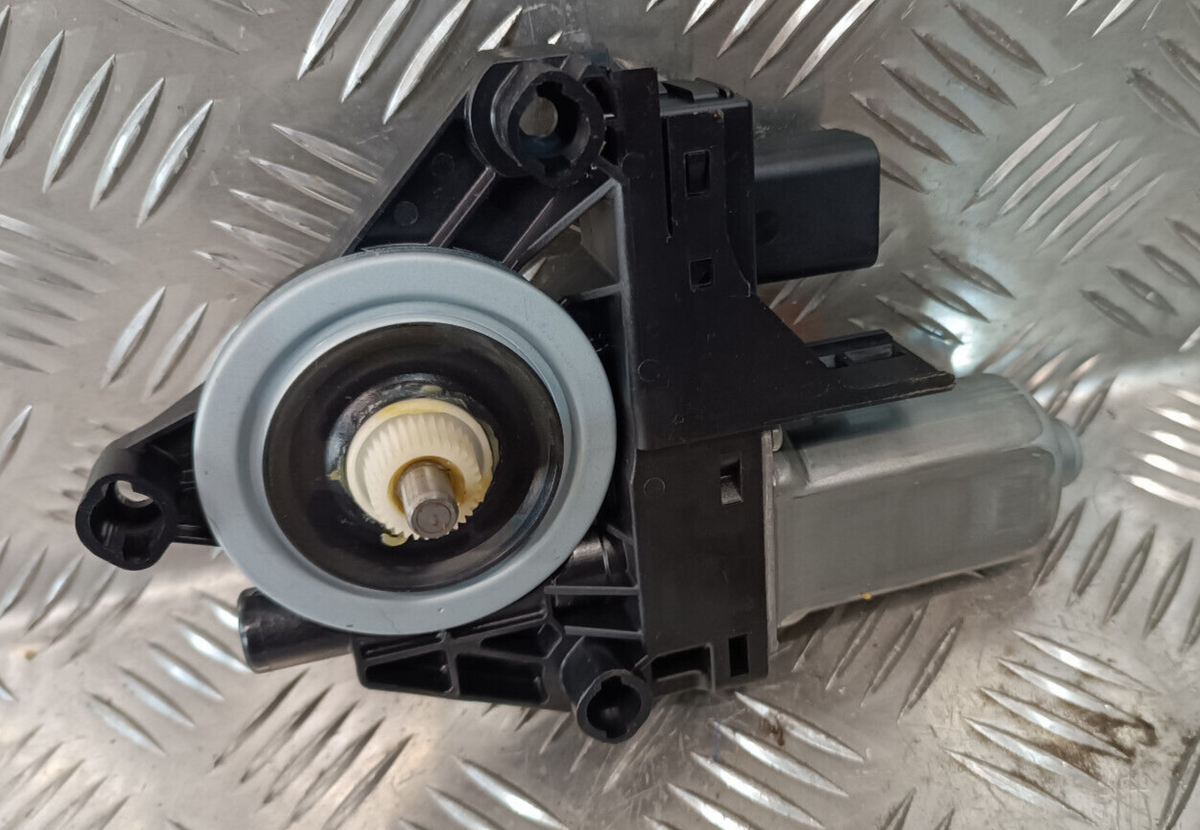 Jeep Grand Cherokee WK2 Fensterhebermotor vorne links 150124 931401104 ORIGINAL gebraucht - WR12743 – Produktansicht 2