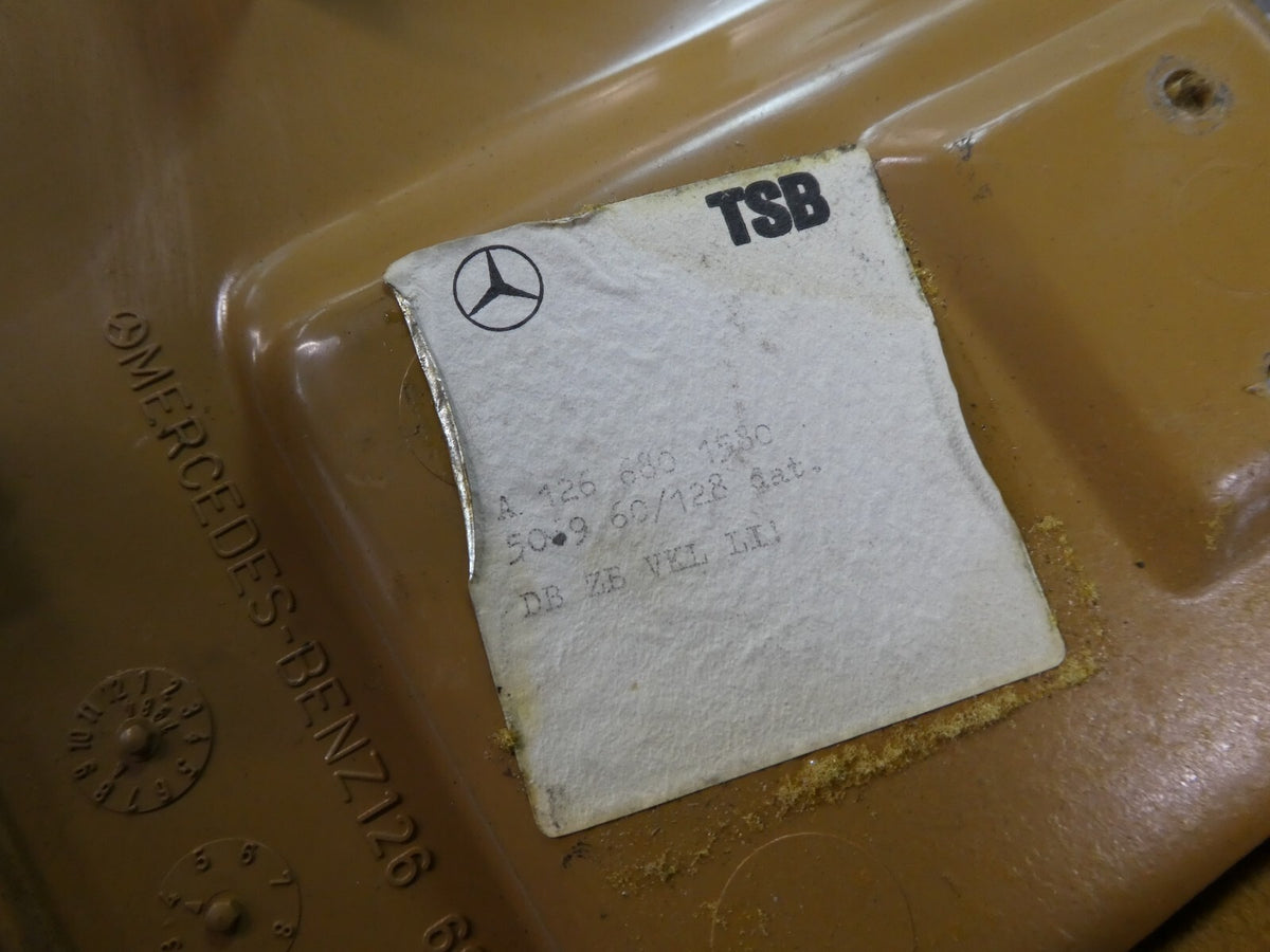 Mercedes C126 W126 Coupe SEC Verkleidung Fussraum Links Beige ORIGINAL gebraucht - 1266881106 – Produktansicht 4