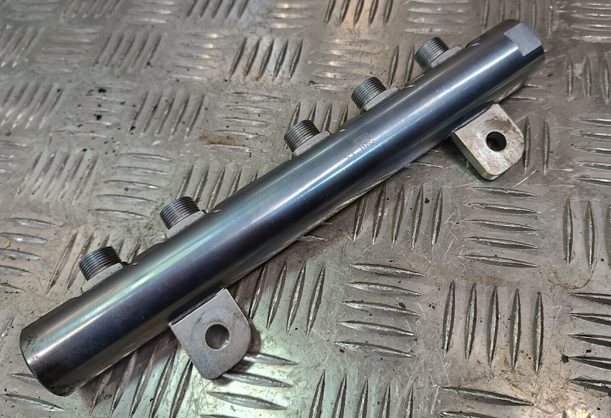 Jeep Grand Cherokee WK2 3.0 CRD Kraftstoffverteiler 35022119G ORIGINAL gebraucht - 0445216044LW – Produktansicht 2
