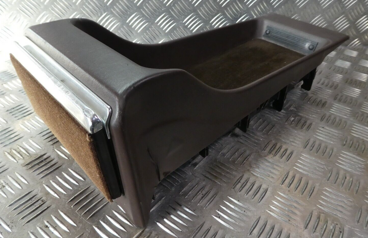 Mercedes C126 W126 Coupe SEC Mittelkonsole mit Aschenbecher ORIGINAL gebraucht - 1268431107 – Produktansicht 1