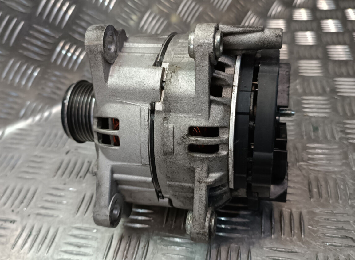 VW T5 2.0 TDI CAA Generator 8EL011710 140 amp Lichtmaschine ORIGINAL gebraucht - Transporter – Produktansicht 4