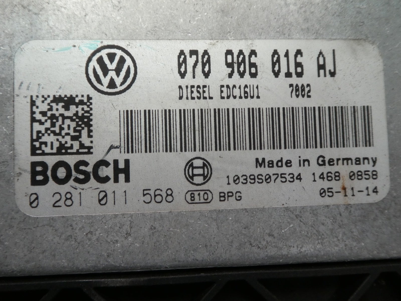 VW Transporter T5 MULTIVAN 2003-2016 Motorsteuergerät ECU 0281011568 ORIGINAL gebraucht - 070906016AJ – Produktansicht 2