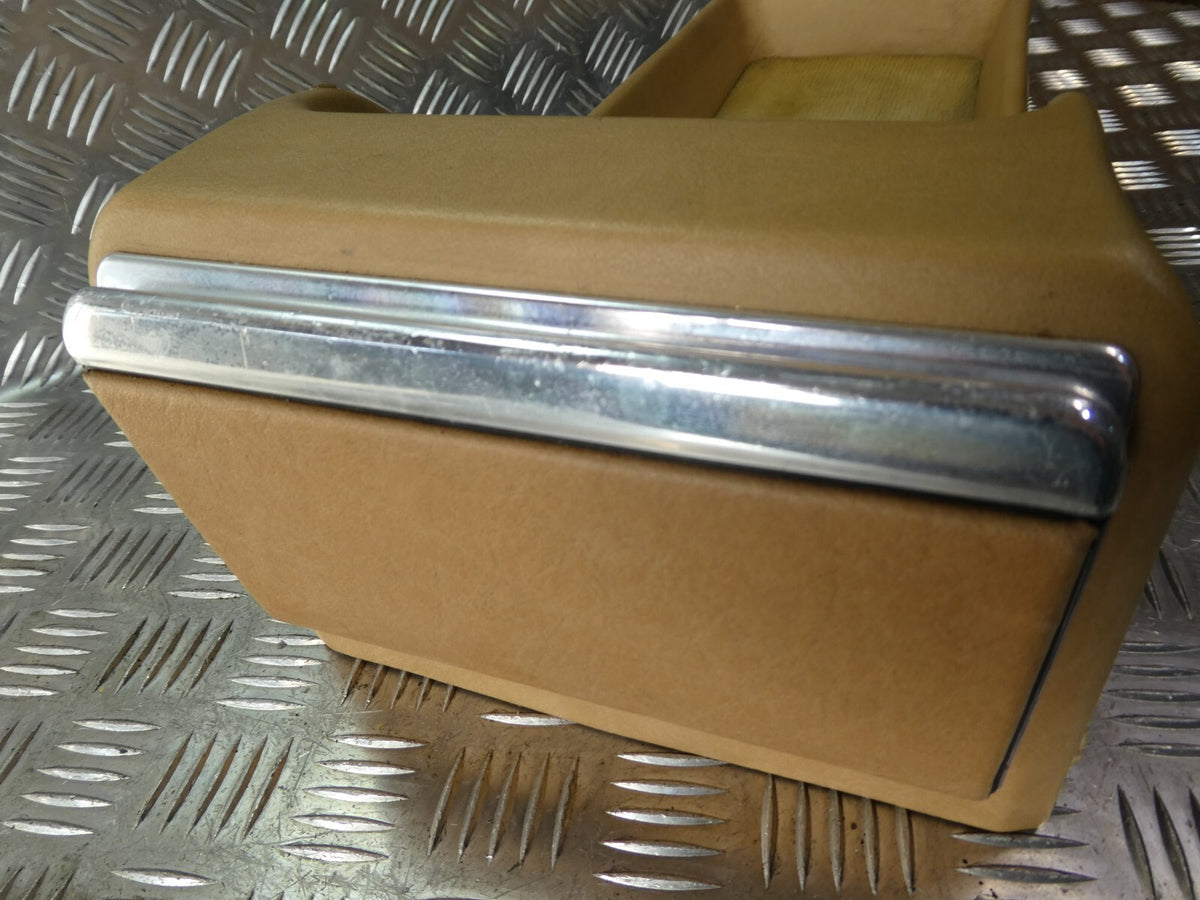 Mercedes C126 W126 Coupe SEC Mittelkonsole mit Aschenbecher ORIGINAL gebraucht - 1268430707 – Produktansicht 3