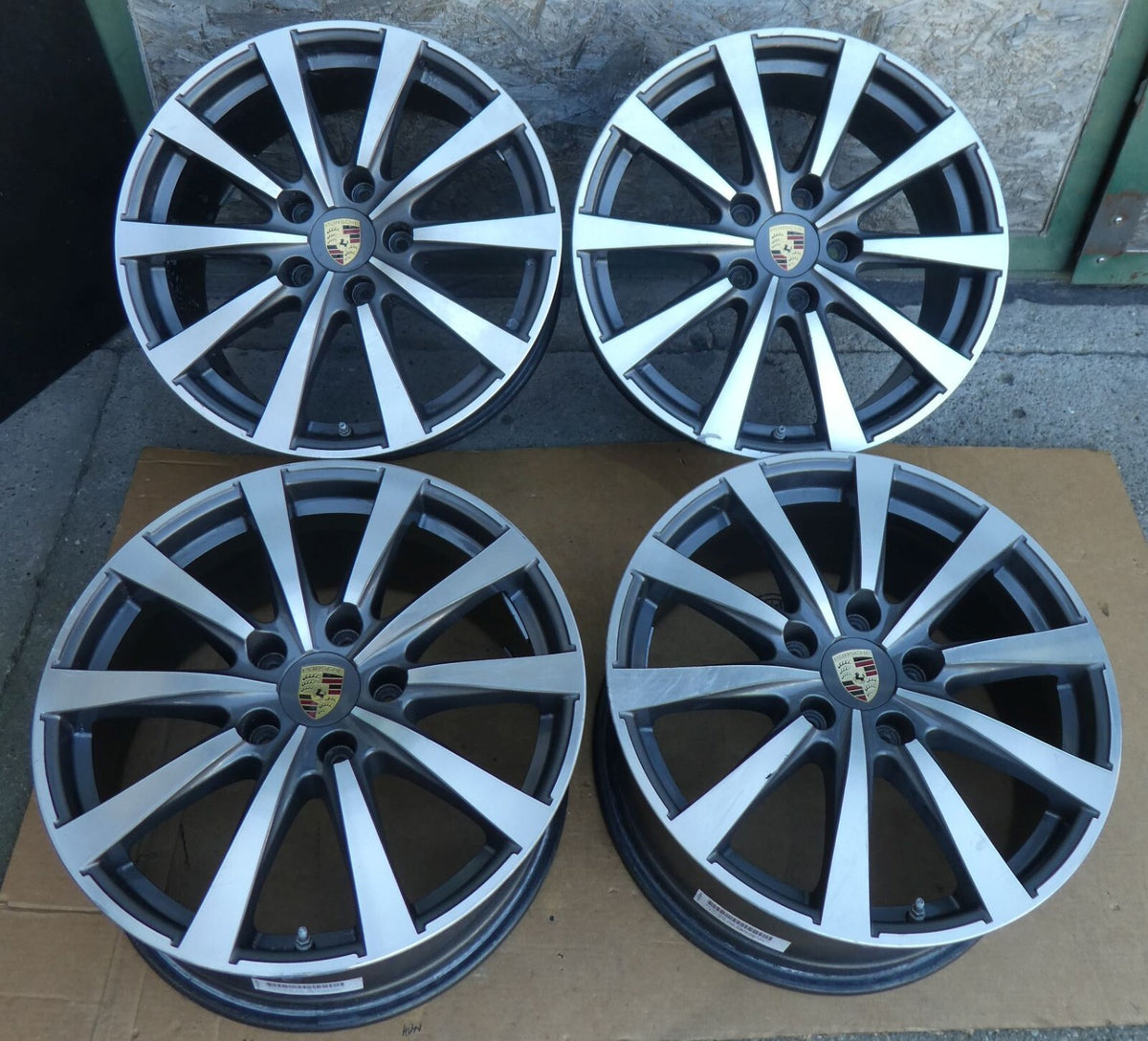 Orig Porsche 970 19 zoll Alufelgen satz SPEEDLINE mit RDK & Nabendeckel ORIGINAL gebraucht - Panamera – Produktansicht 1
