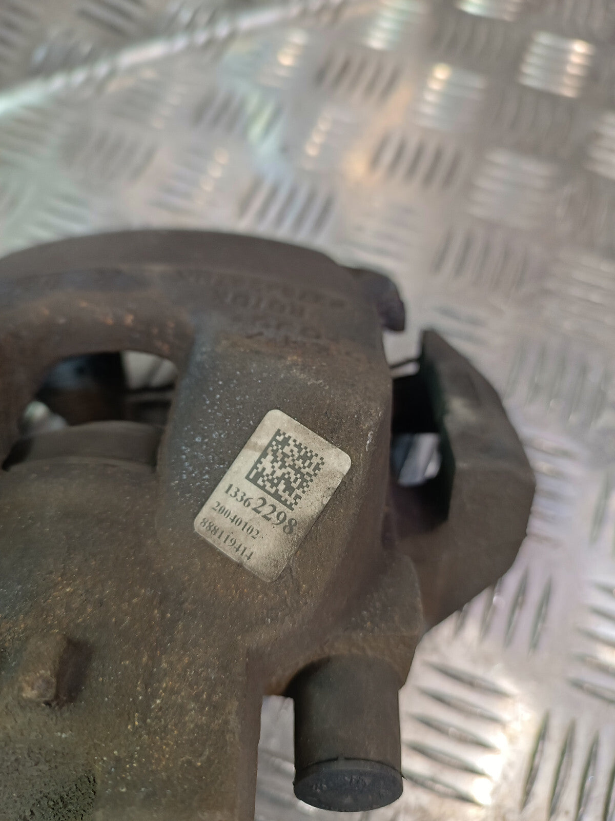 OPEL ASTRA K 1.4 Turbo Bremssattel Vorne Rechts GM ORIGINAL gebraucht - 13362298 – Produktansicht 3