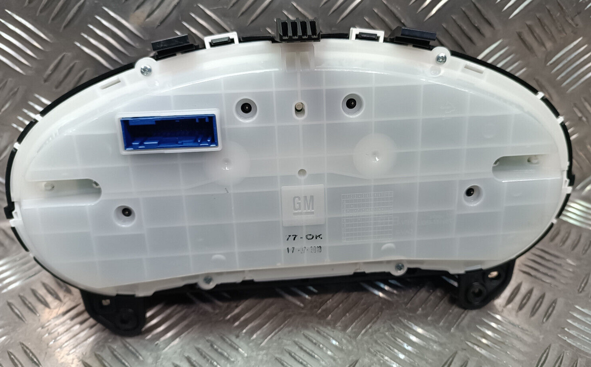 OPEL ASTRA K Kombi 1.0 Turbo Original Kombiinstrument Tacho gebraucht - 39187106 – Produktansicht 2