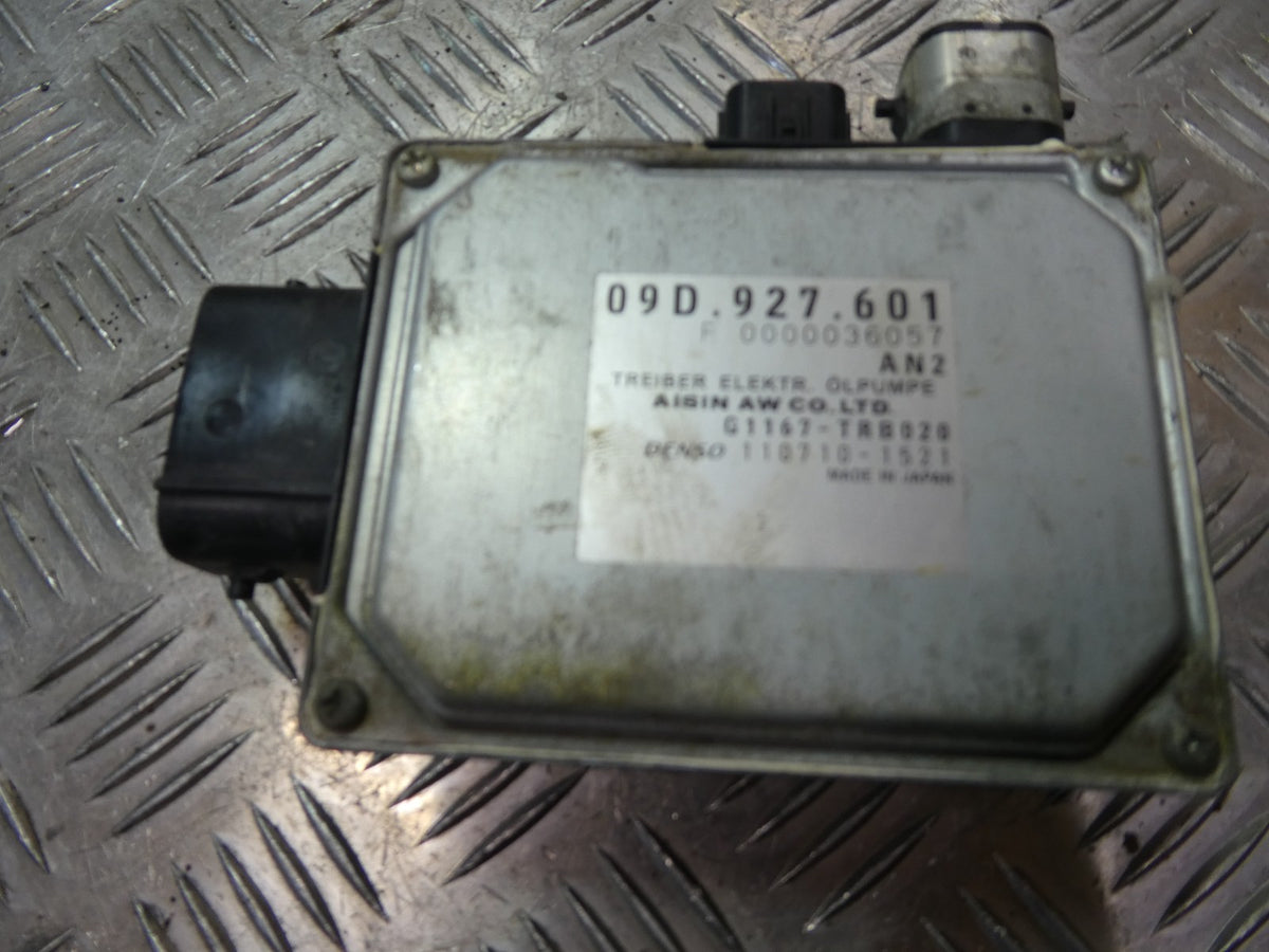 Porsche 3.0 E-Hybrid Getriebe Ölpumpe Steuergerät 09D927601 ORIGINAL gebraucht - Panamera – Produktansicht 4