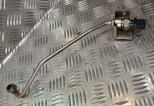 Jeep Grand WK2 3.0 CRD Sensor Kraftstoffdruck Rohr 2118F12R028710 ORIGINAL gebraucht - Cherokee – Produktansicht 1