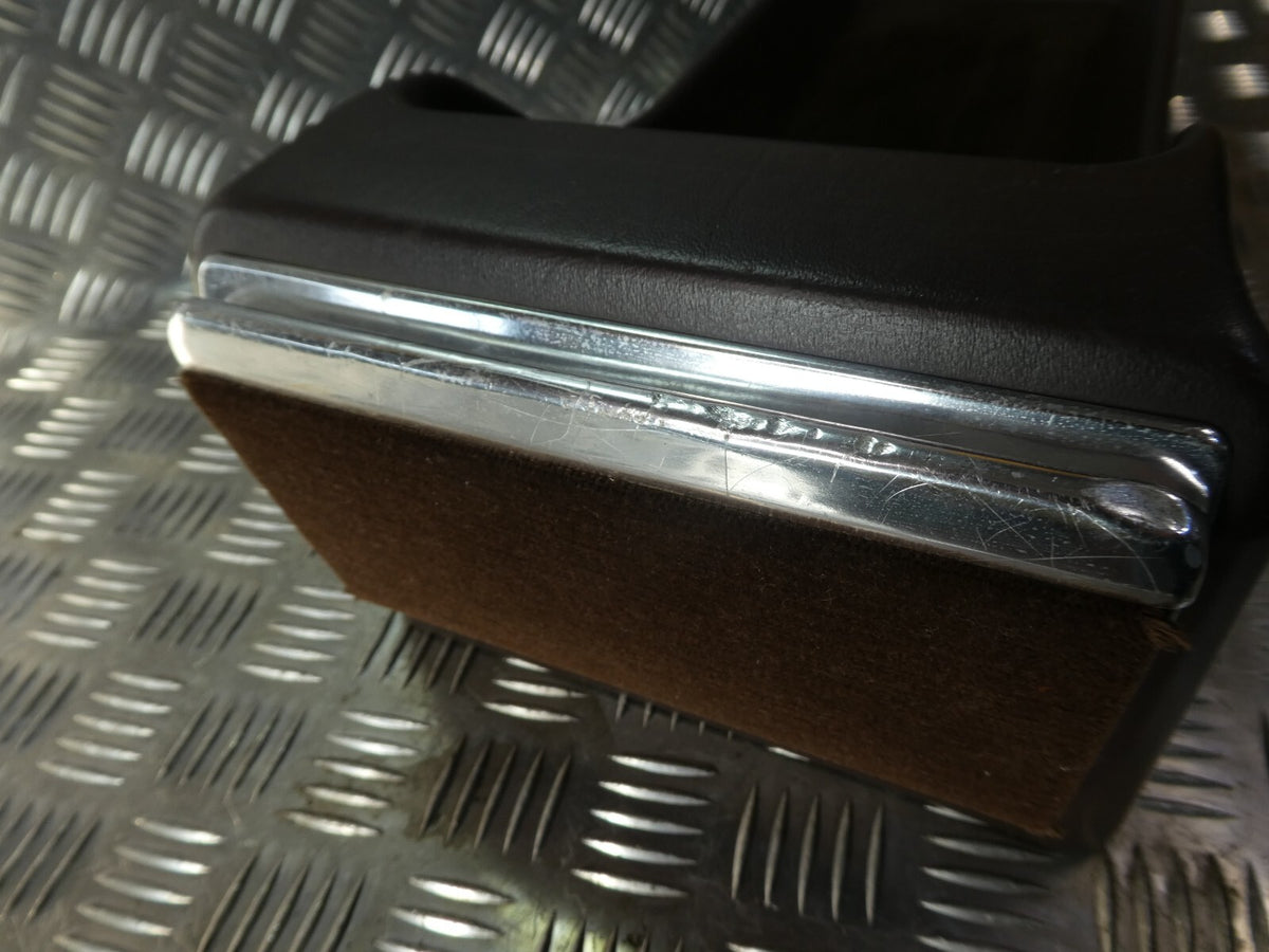 Mercedes C126 W126 Coupe SEC Mittelkonsole mit Aschenbecher ORIGINAL gebraucht - 1268431107 – Produktansicht 4