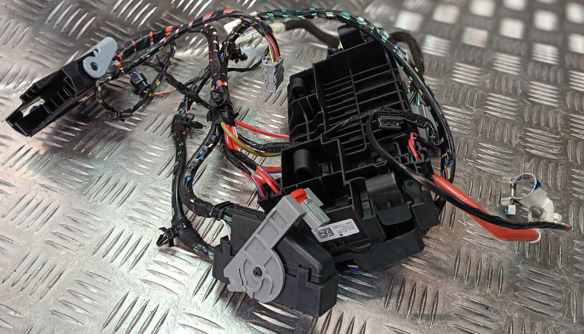 OPEL ASTRA K 1.4 Turbo Original Schmelzsicherung Sicherungsbox MR2 gebraucht - 39116136 – Produktansicht 2