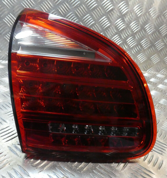 Porsche Cayenne 92A Hinten links innen Rückleuchte USA 7P5945093N ORIGINAL gebraucht - Heckleuchte – Produktansicht 1