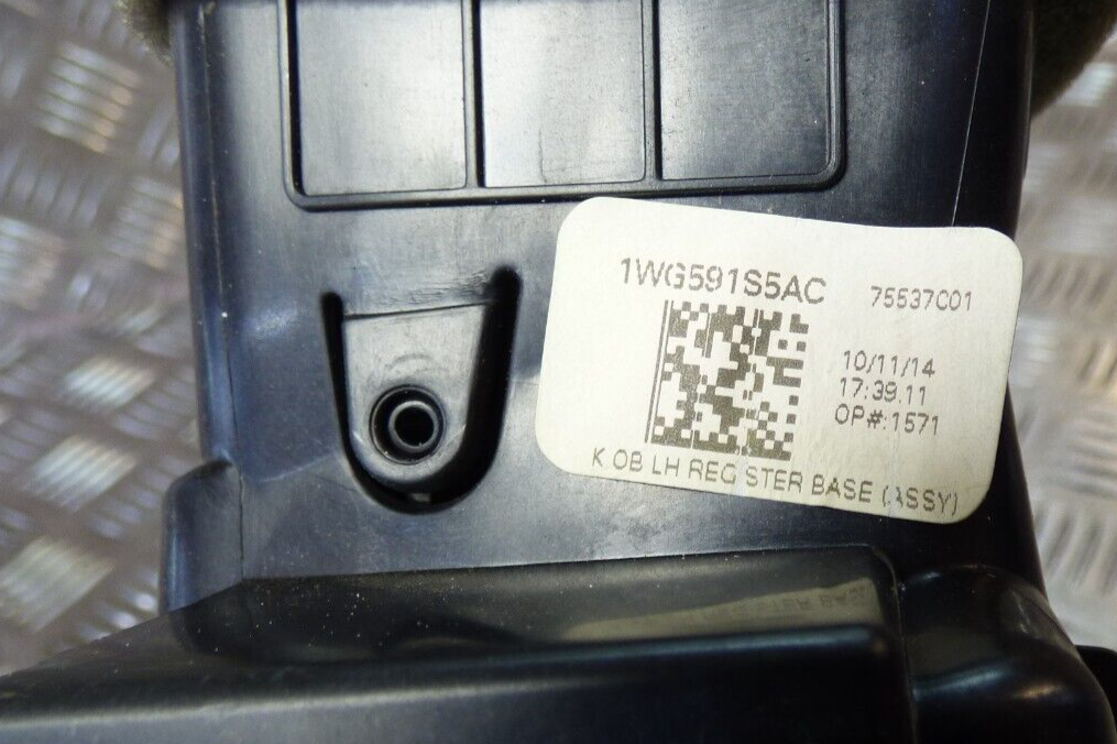 Jeep KL 2.0 CRD 2015 Luftdüse links komplett 1WG591S5AC _ 75529A01 ORIGINAL gebraucht - Cherokee – Produktansicht 3