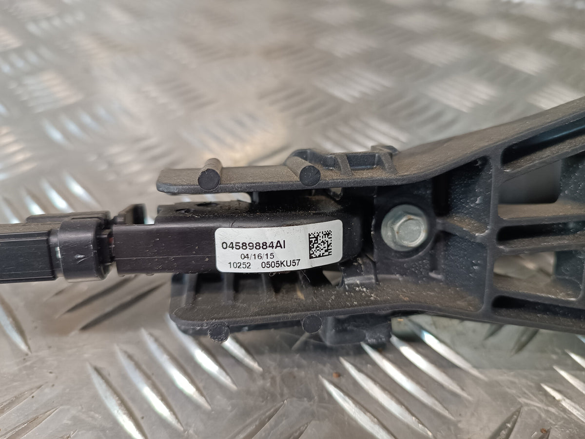 Jeep Grand Cherokee WK2 Tür Griff Türgriff Vorne ORIGINAL gebraucht - 04589884AI – Produktansicht 3