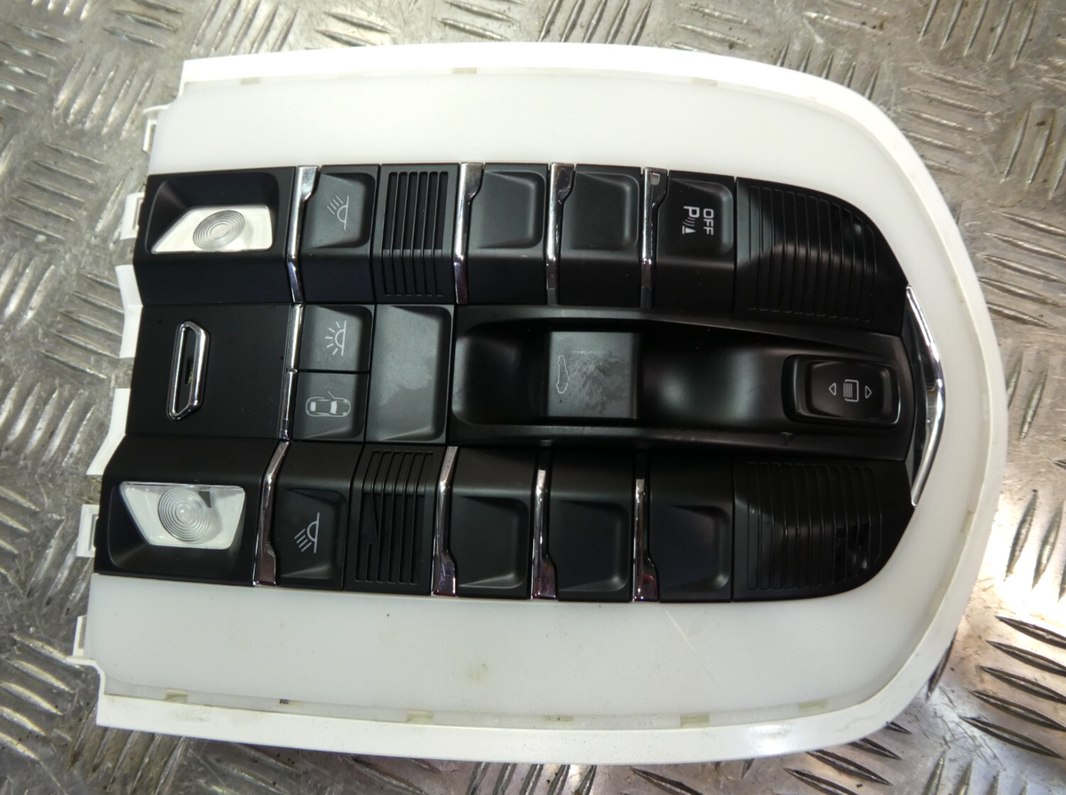 Porsche Macan 95B Leselampe Schiebedach schalter 7PP959551GC ORIGINAL gebraucht - Innenraumleuchte – Produktansicht 1