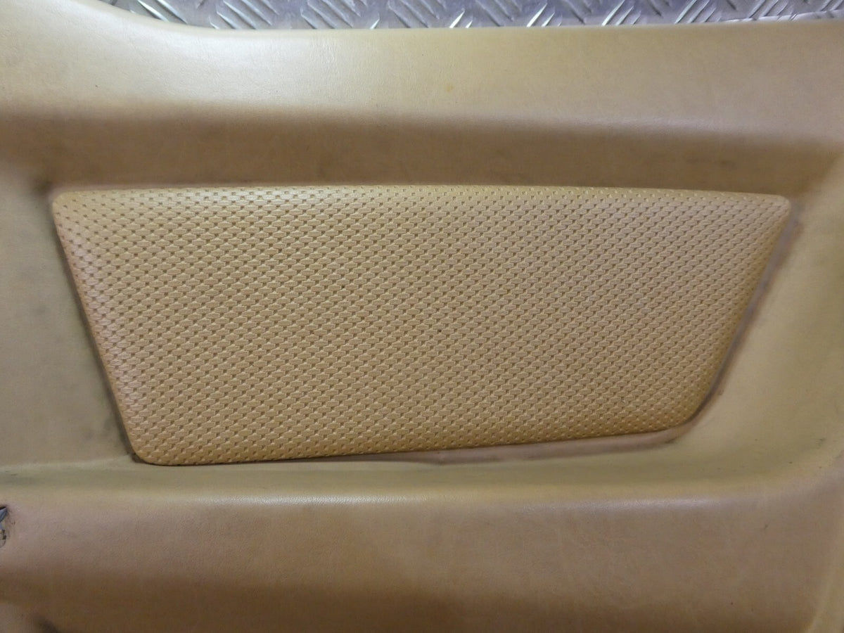 C126 W126 Coupe SEC Coupé Seitenverkleidung hinten Rechts Beige ORIGINAL gebraucht - creme ORIGINAL… – Produktansicht 3