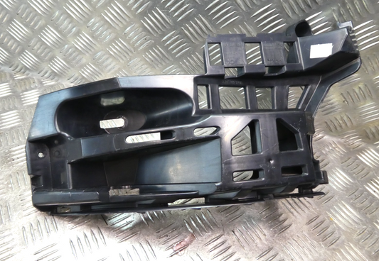 PORSCHE MACAN 2014-18 Stoßstangenhalter hinten links ORIGINAL gebraucht - 95B807483 – Produktansicht 1