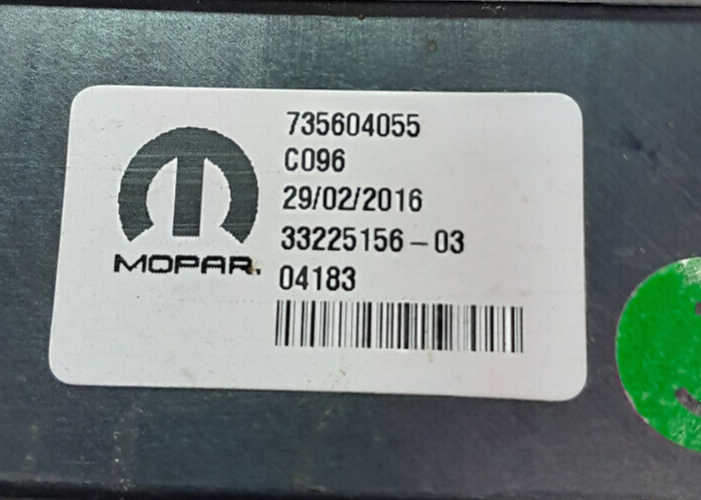 Jeep Renegade 1.6 Mjet Elektronikmodul AUX USB 12v dc Mopar ORIGINAL gebraucht - 735604055 – Produktansicht 3