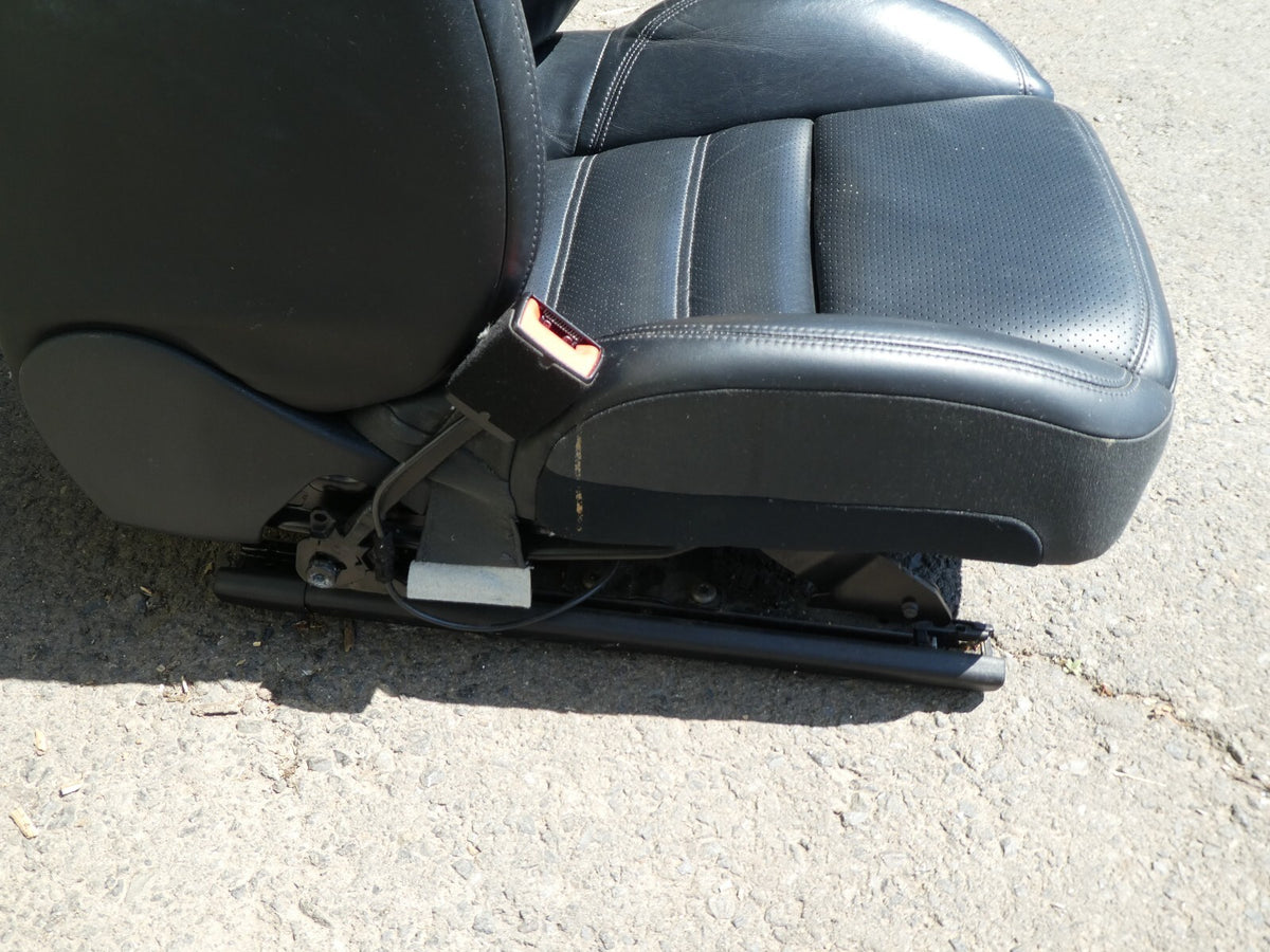 Porsche Macan 95B Schwarz Leder Sitze Vorne Links Verstellbarer Sitz ORIGINAL gebraucht - Elektrisch – Produktansicht 7