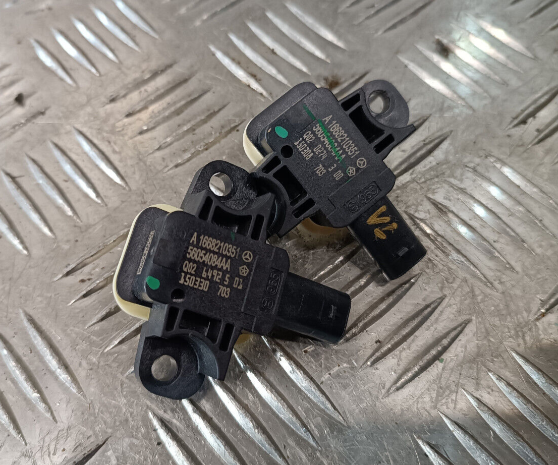 Jeep Grand Cherokee WK2 Aufprallsensor Sensor 56054084AA ORIGINAL gebraucht - A1668210351 – Produktansicht 3