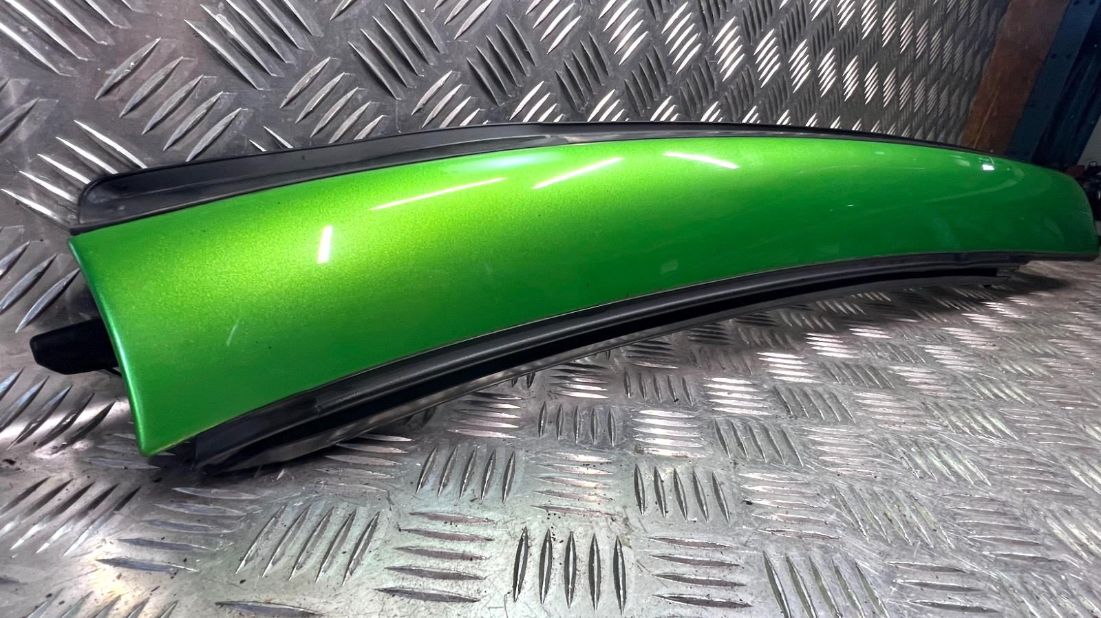 Smart ForTwo 451 Cabrio Dachholm Seitenholm rechts grün ORIGINAL gebraucht - A4517700018 – Produktansicht 3