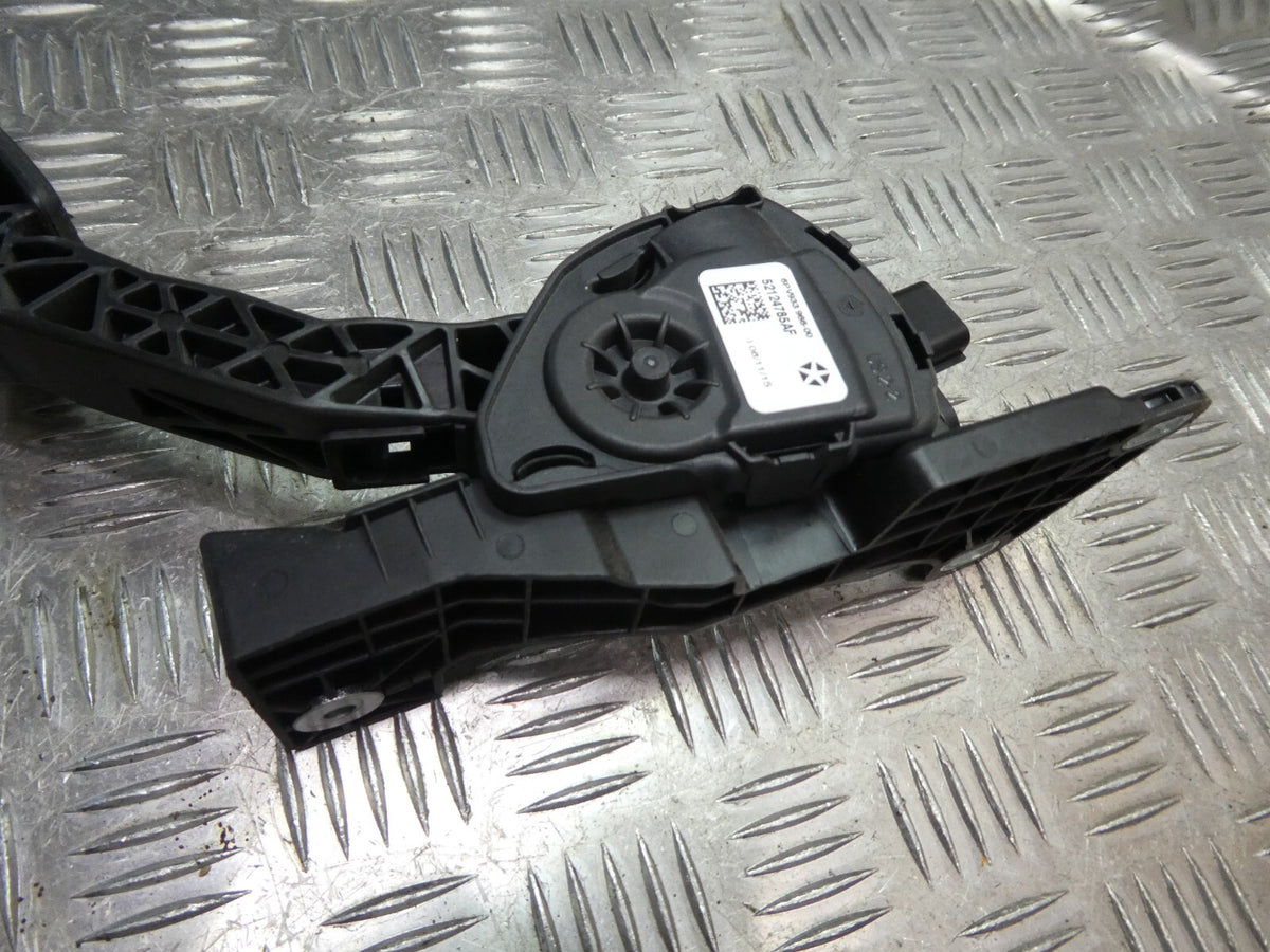 Jeep Grand Cherokee IV WK2 Gaspedal 6PV933 966-00 ORIGINAL gebraucht - 52124785AF – Produktansicht 2