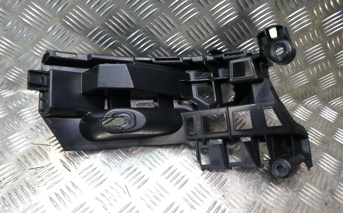 PORSCHE MACAN 2014-18 Stoßstangenhalter hinten links ORIGINAL gebraucht - 95B807483 – Produktansicht 2