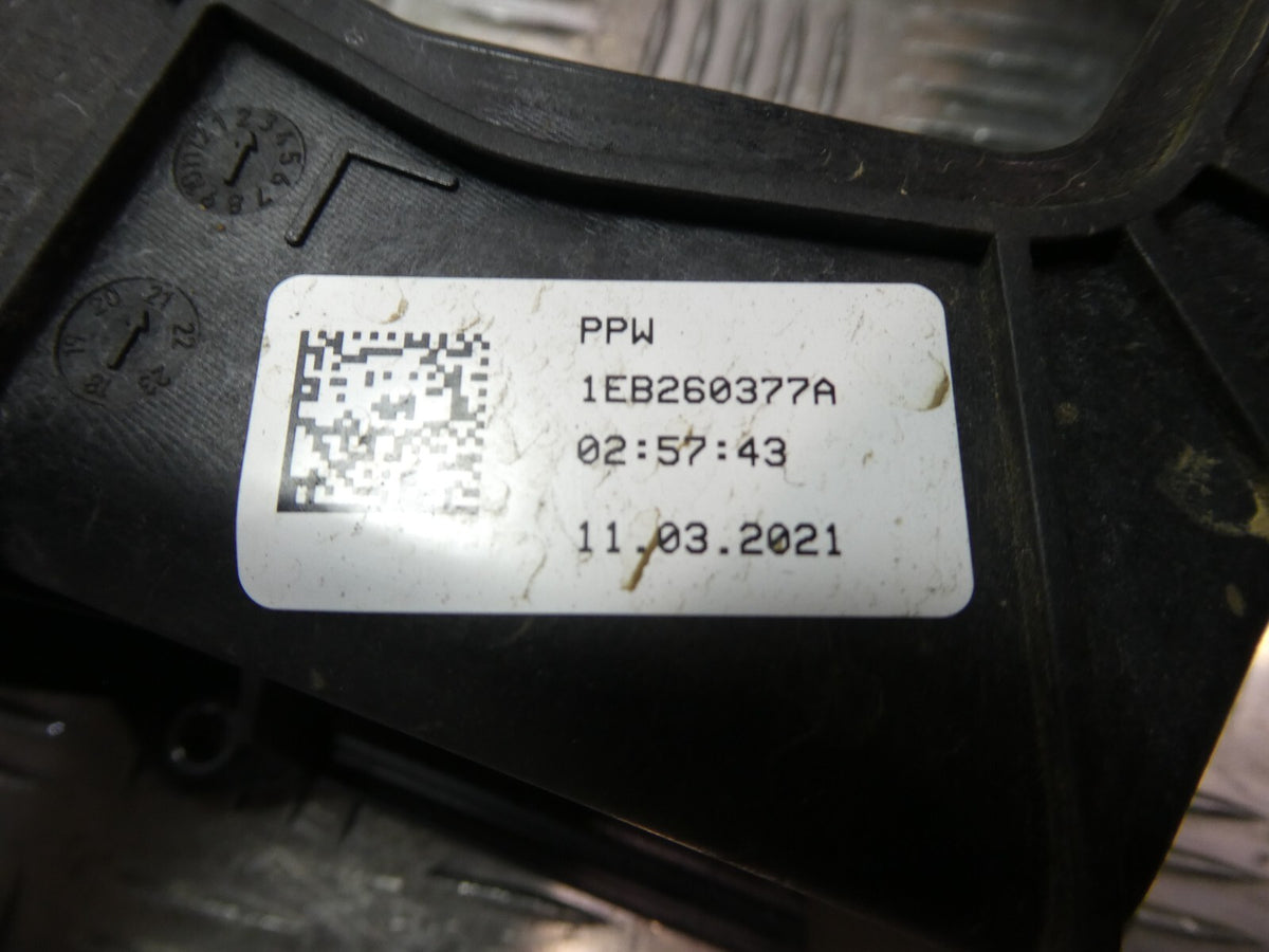 VW ID3 Pro Lufteinlasskanal Luftführung 1EB260377A ORIGINAL gebraucht - Volkswagen – Produktansicht 4