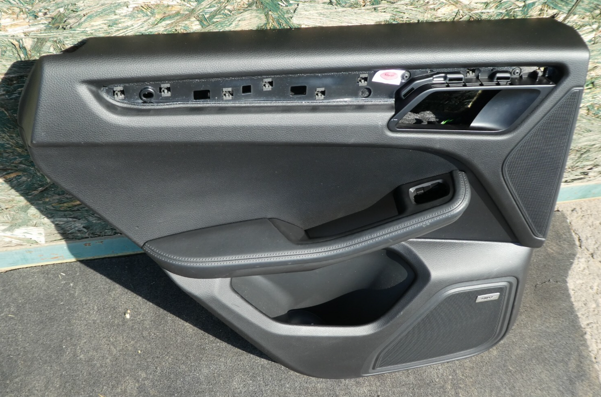 Porsche Macan 95B Türverkleidung hinten links Türpappe Tür 95B867211 ORIGINAL gebraucht - verkleidung – Produktansicht 2