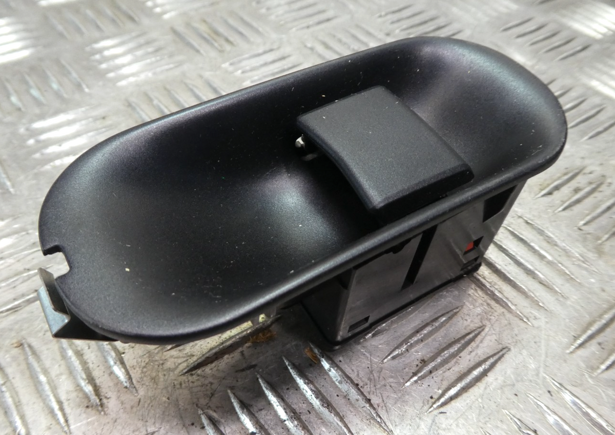 Porsche 3.0 E-Hybrid Schalter Lenksäulenverstellung 7PP953519E ORIGINAL gebraucht - Panamera – Produktansicht 1