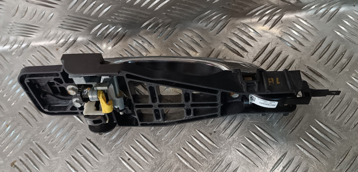 Jeep Grand Cherokee WK2 Tür Griff Türgriff Hinten Links ORIGINAL gebraucht - 68078959AC – Produktansicht 2