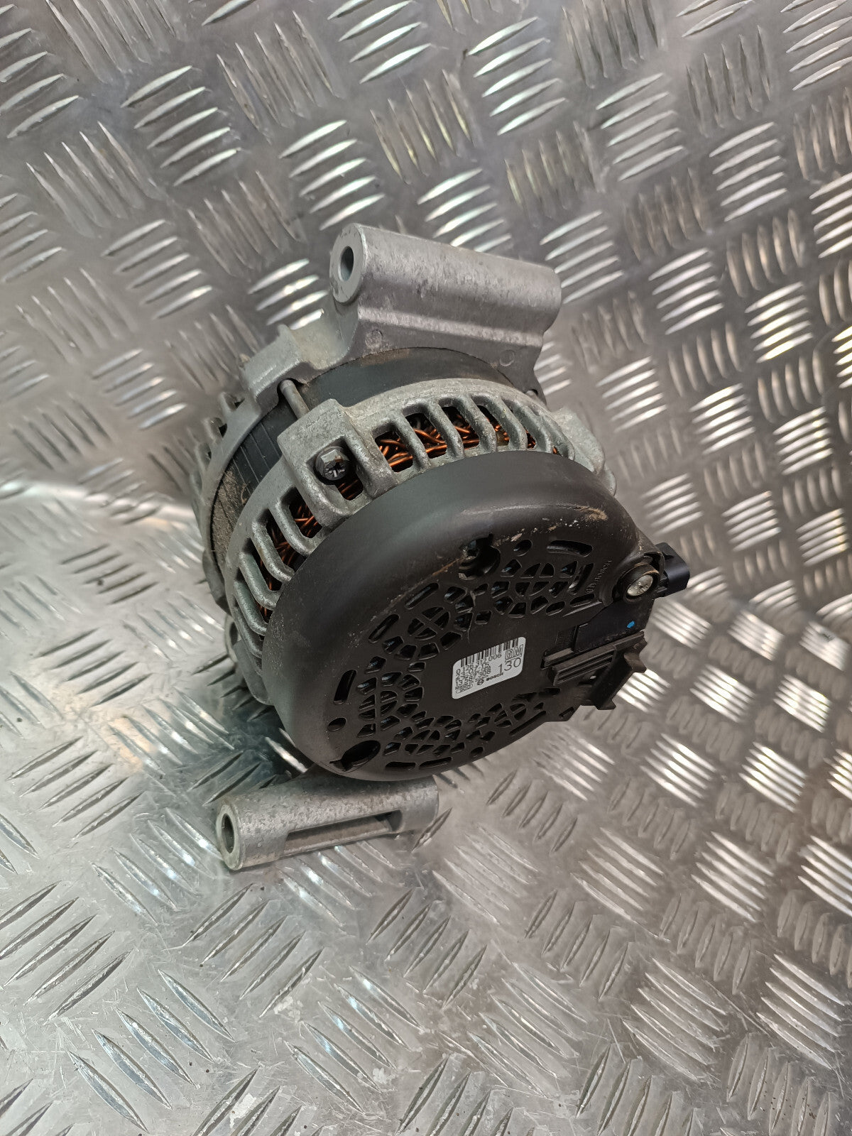 OPEL ASTRA K 1.4 Turbo Lichtmaschine GM 0126312006 Bosch 130a ORIGINAL gebraucht - 13587308 – Produktansicht 2