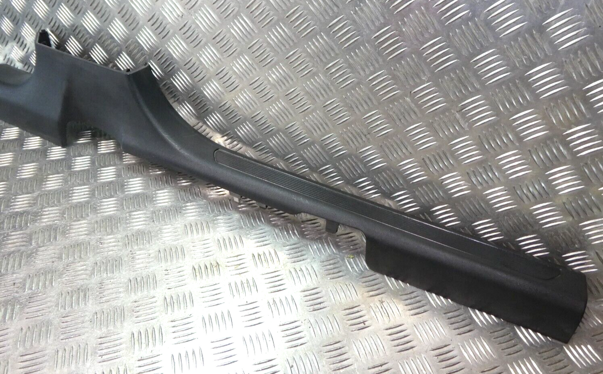 VW ID3 ID.3 Schwellerleiste links 10A853371B schwarz ORIGINAL gebraucht - Volkswagen – Produktansicht 2