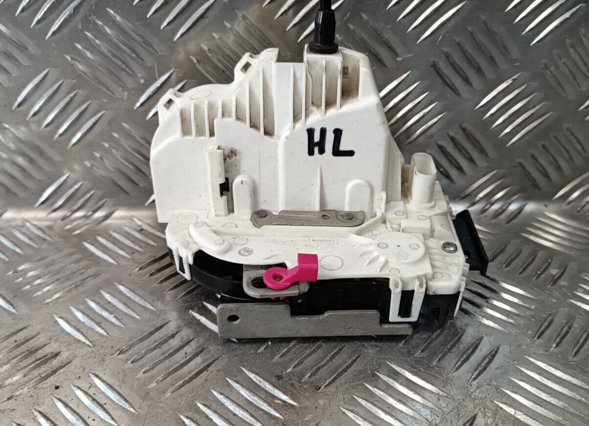 Jeep Grand Cherokee WK2 Türschloss Türschloß Hinten Links ORIGINAL gebraucht - P04589923AG – Produktansicht 1