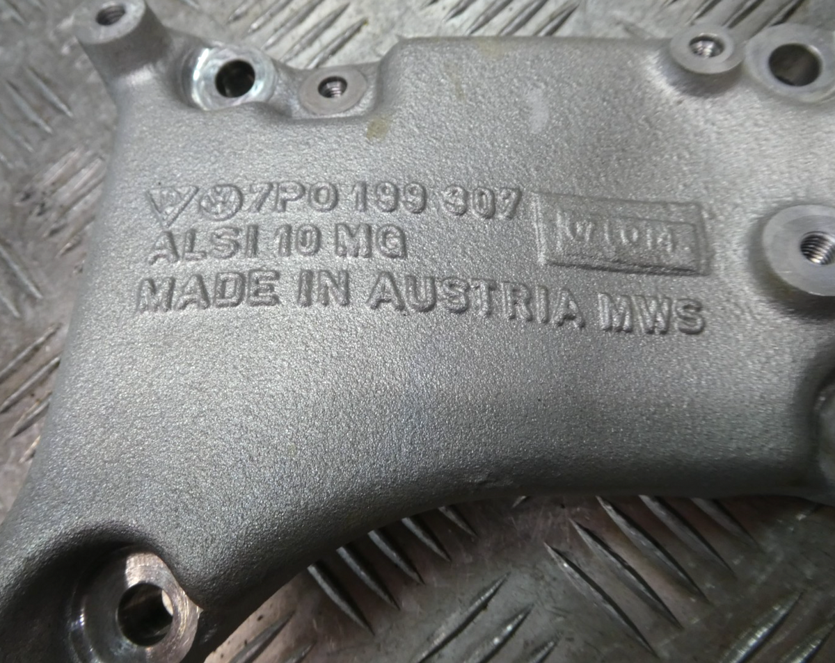 Porsche 3.0 E-Hybrid Motorhalter motor halterung Links 7P0199307 ORIGINAL gebraucht - Panamera – Produktansicht 2