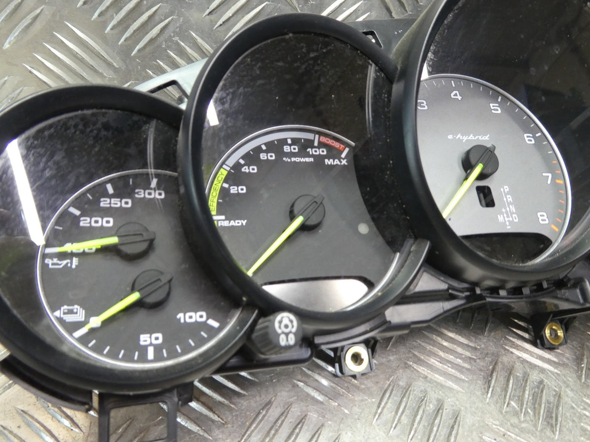 Porsche Panamera 3.0 E-Hybrid Kombiinstrumente Tacho Speedometer ORIGINAL gebraucht - 97064116656 – Produktansicht 2