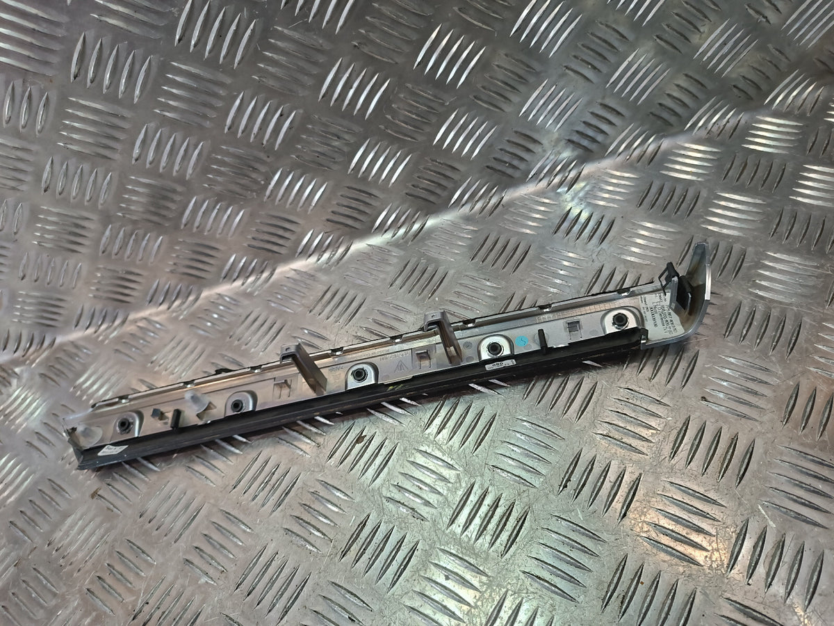 Porsche Cayenne S 92A Blende Leiste Türverkleidung 7P5867409B gebraucht - Original – Produktansicht 2