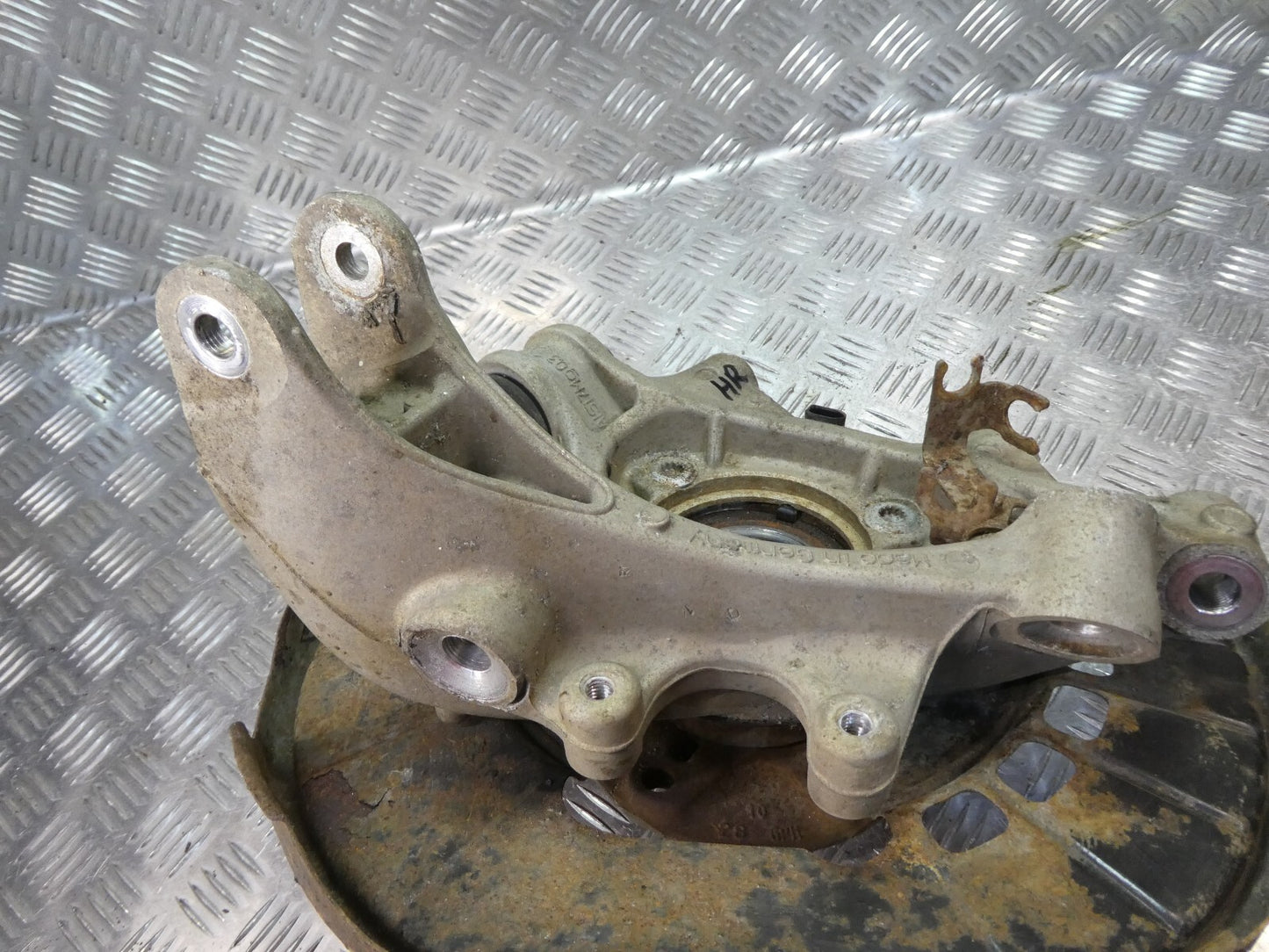 Porsche Cayenne 92A hinten rechts 7P0609404D 7P0505436A ORIGINAL gebraucht - Achsschenkel – Produktansicht 4