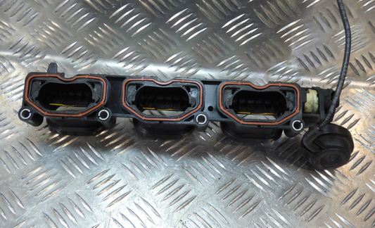 Porsche Cayenne 3.0 Hybrid 92A Ansaugbrücke Links ORIGINAL gebraucht - 06E133109AF – Produktansicht 1