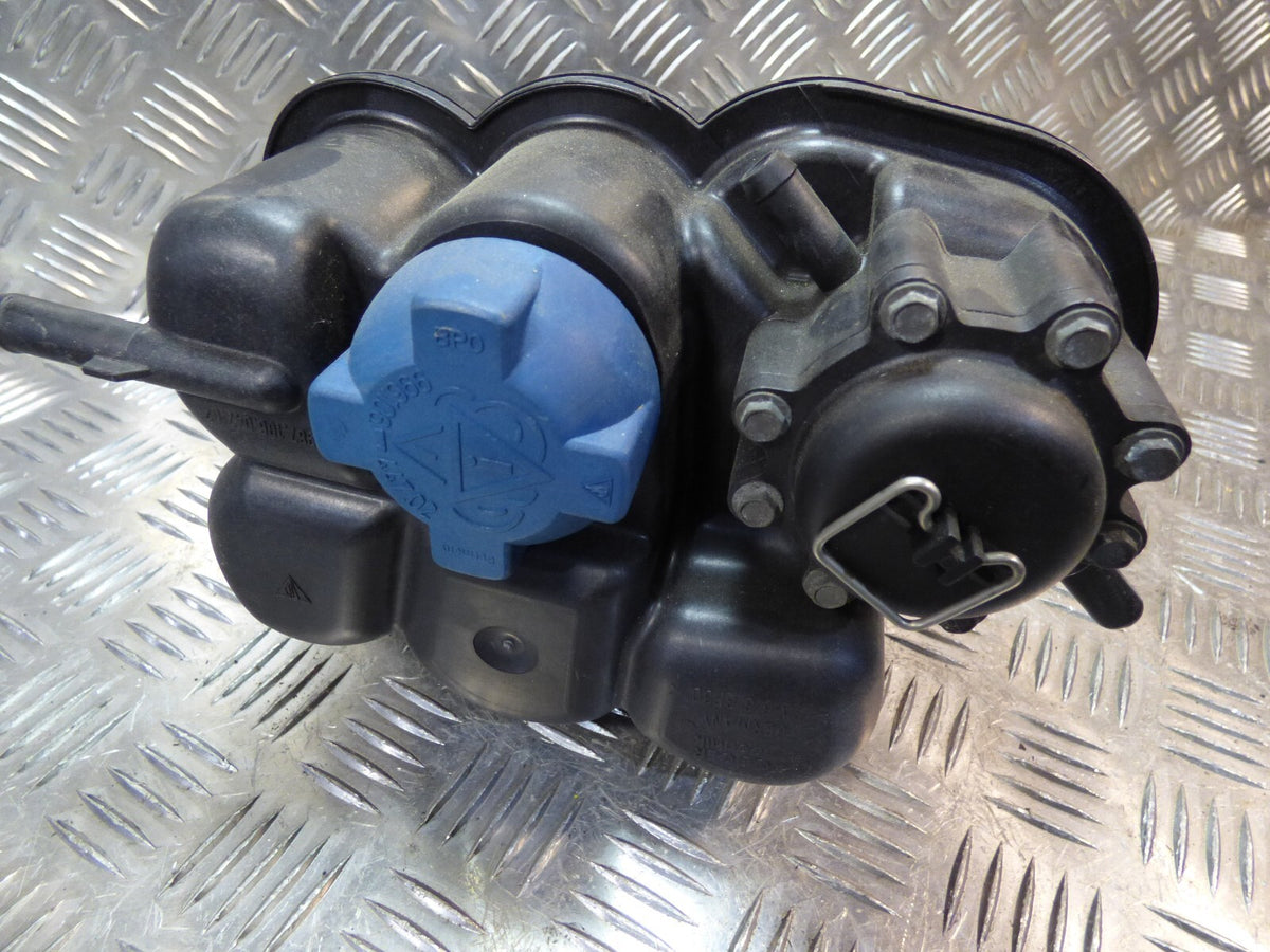 Porsche Boxster S 987 Ausgleichsbehälter Kühlwasserbehälter ORIGINAL gebraucht - 98710604702 – Produktansicht 3