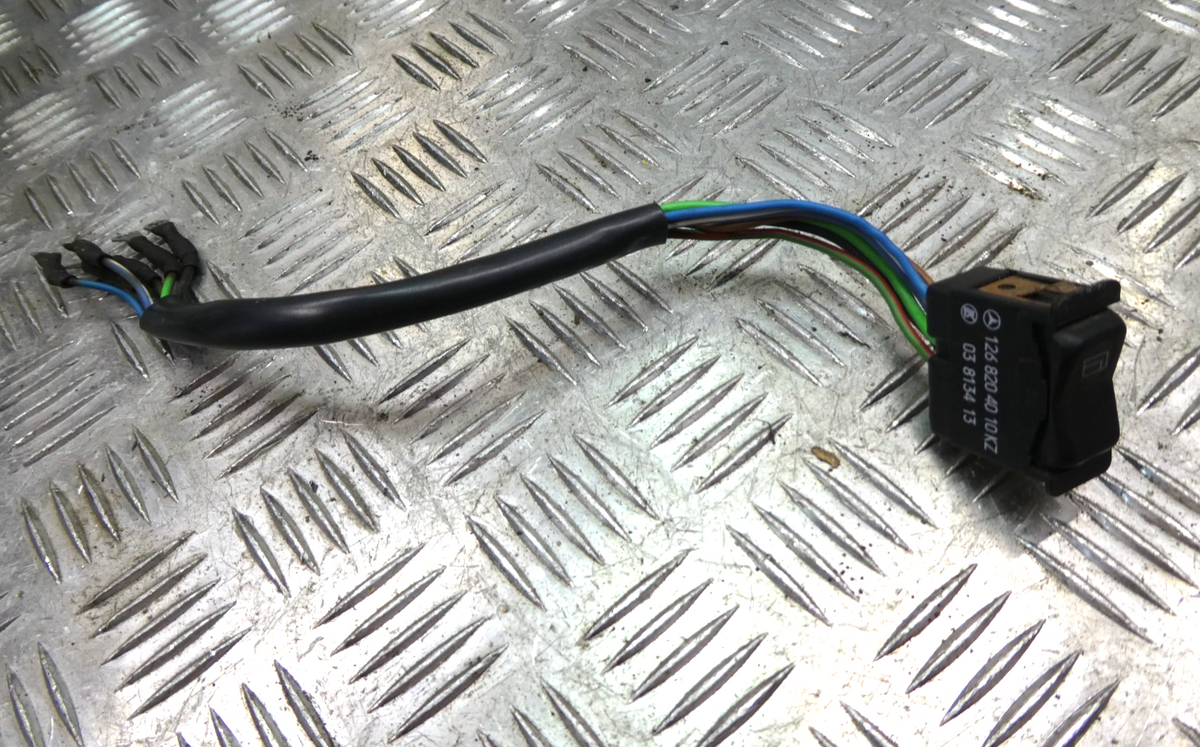 Orig Mercedes W126 C126 SEC Coupe Schalter Fensterheber hinten KZ ORIGINAL gebraucht - 1268204010 – Produktansicht 1